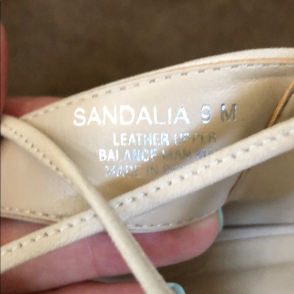 Steve Madden lace-up leather heels. Size 9 - Picture 4 of 10